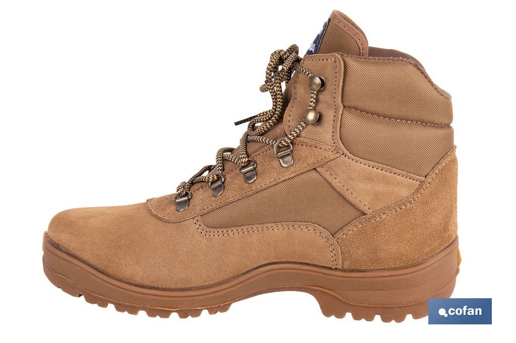 BOTA DE TREKKING NATURAL MODELO ARACENA TALLA 44