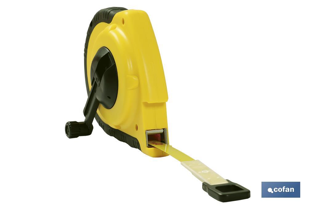 CINTA MÉTRICA ACERO RECUBR. NYLON  30 Mts