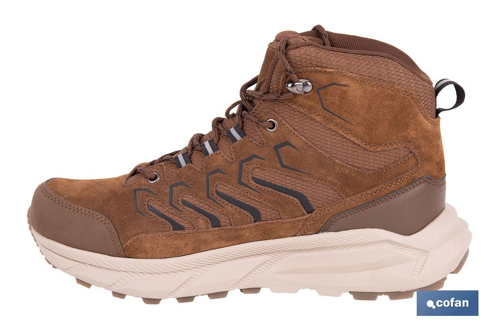 BOTA DE TREKKING MARRÓN MODELO SARDINERO TALLA 45