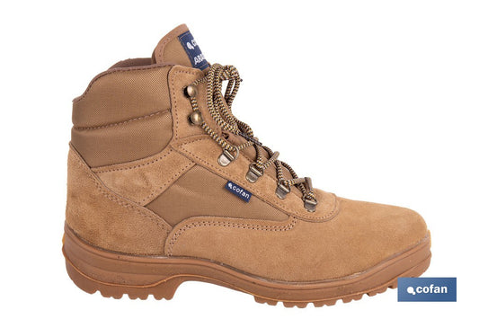 BOTA DE TREKKING NATURAL MODELO ARACENA TALLA 44