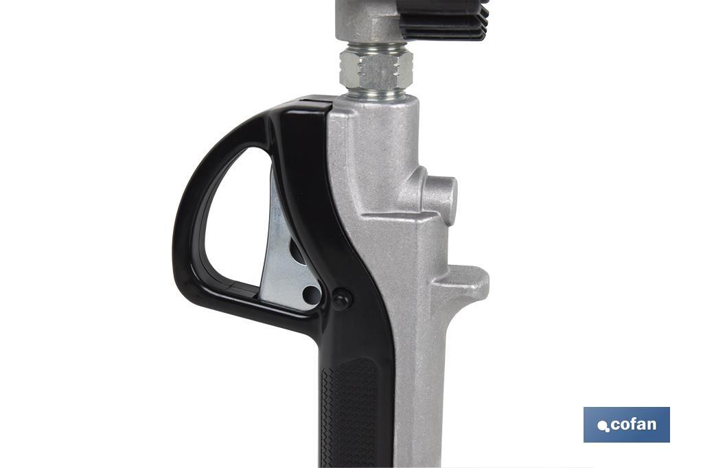 PISTOLA LUBRICANTE 90° CON CONTADOR DIGITAL