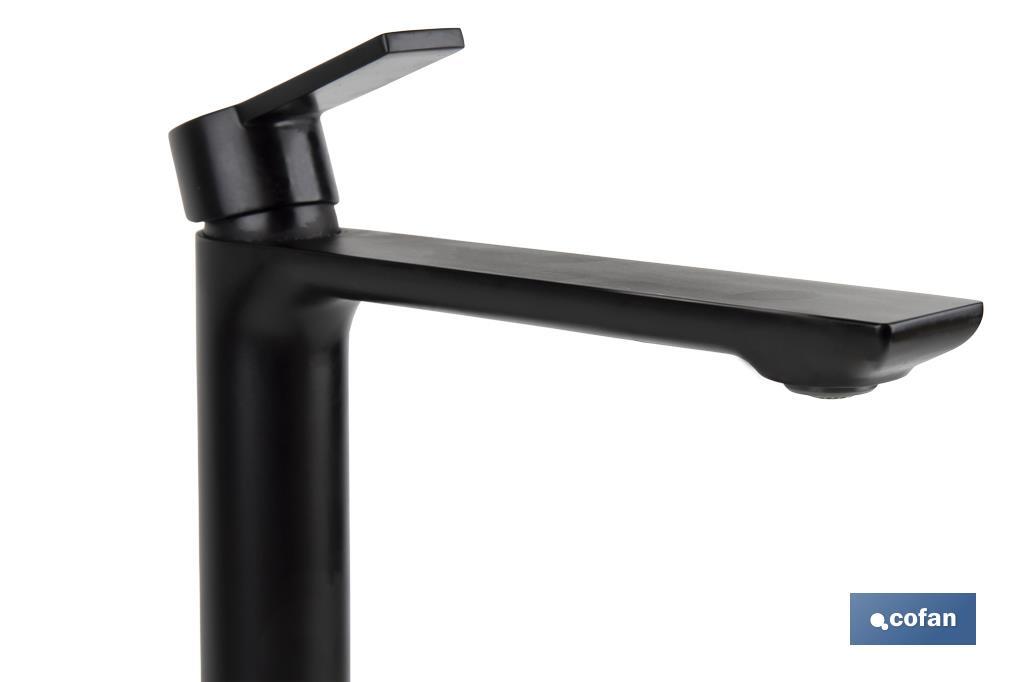 GRIFO ALTO MONOMANDO PARA LAVABO NEGRO MATE MODELO KERCH  25mm